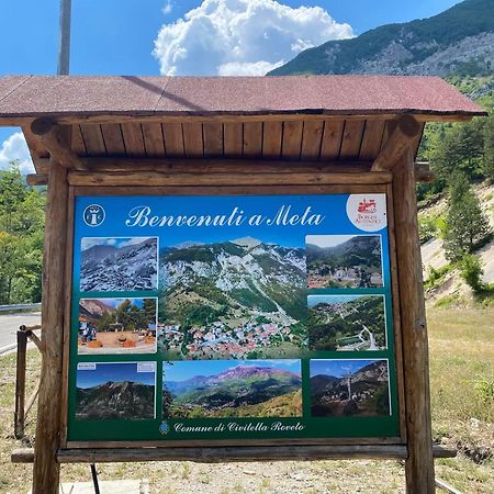 Mariella Vernile Civitella Roveto Bagian luar foto